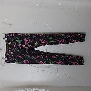 Fabletics Salar Legging Size‎ XS Geometric Bold Print UPF 50 Plus NEW